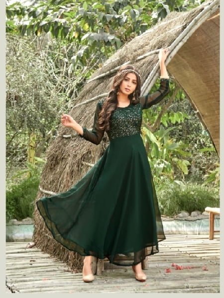 Green Coloured Heavy Maslin with Heavy Embroidery work Women Designer –  Royskart