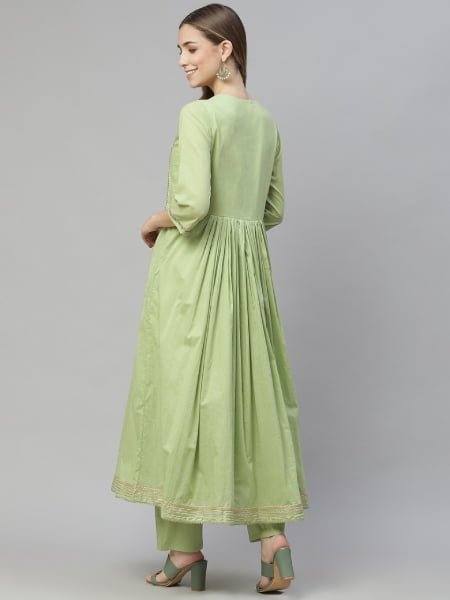 Pakistani 8405 Green Velvet Georgette Kameez Dupatta Plazo Pants Large –  shieno